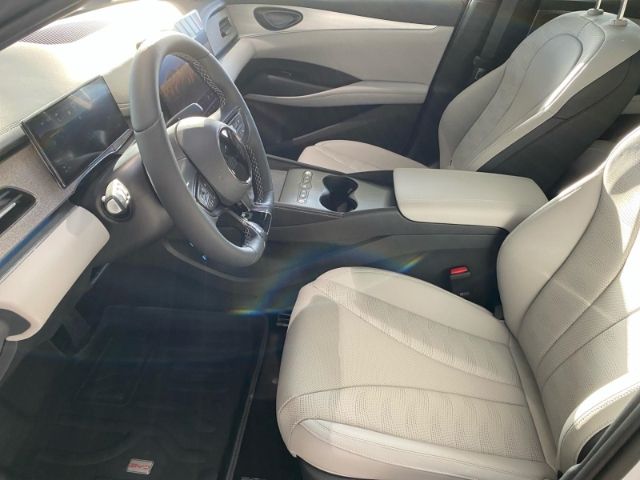 BYD SEAL 6