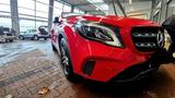 Mercedes-Benz GLA 200 - wie neu - rote Mercedes-Benz GLA 200