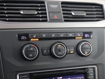 Volkswagen Caddy Maxi COMFORTLINE NAVI STANDHZG PARKLENK