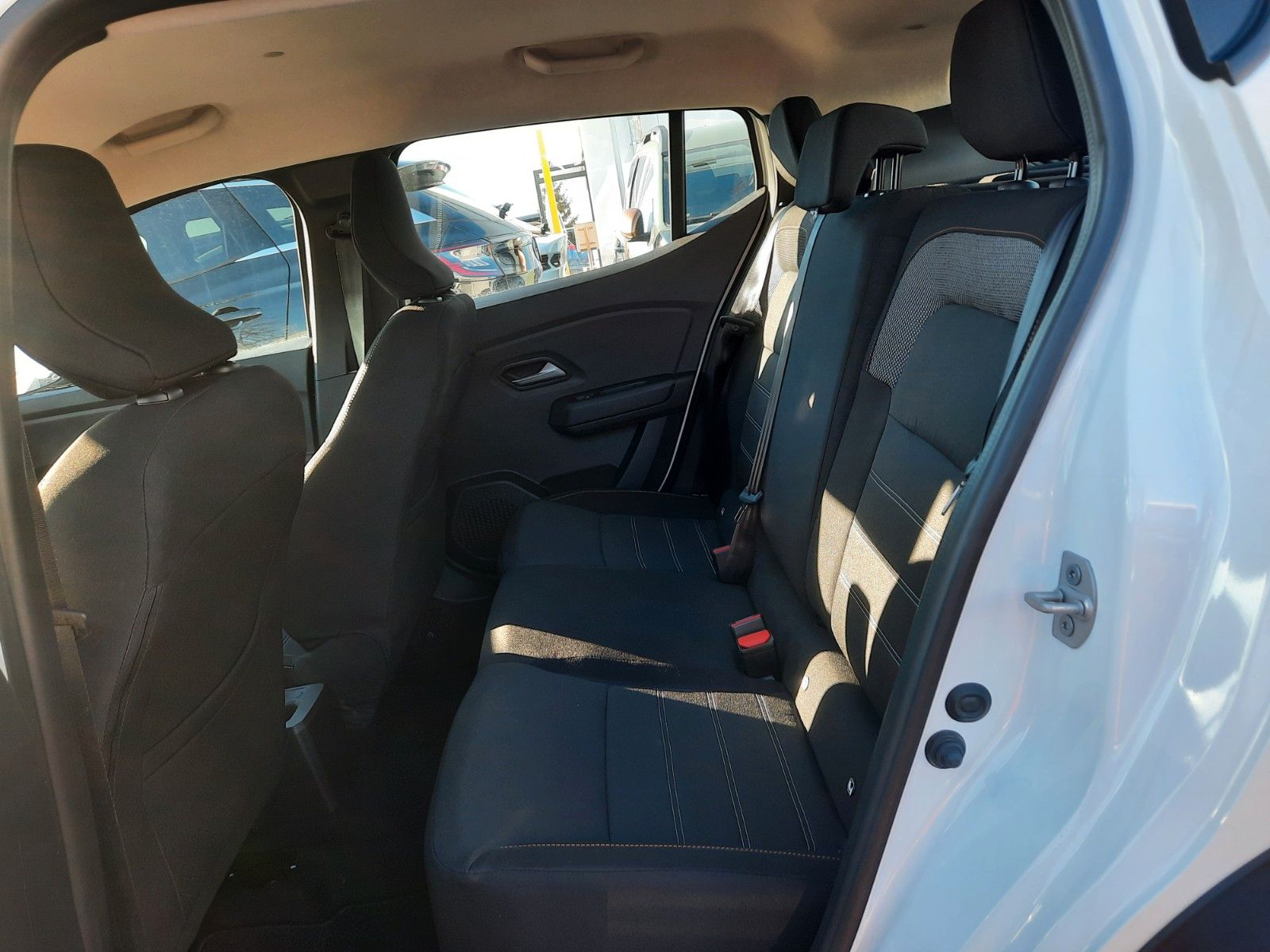 Dacia Sandero - Bild 9