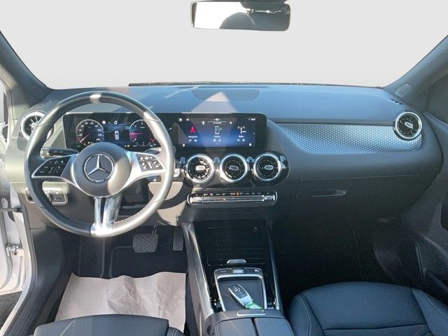 Mercedes-Benz B 200 d Advanced Kamera Multibeam Navigation foto 10