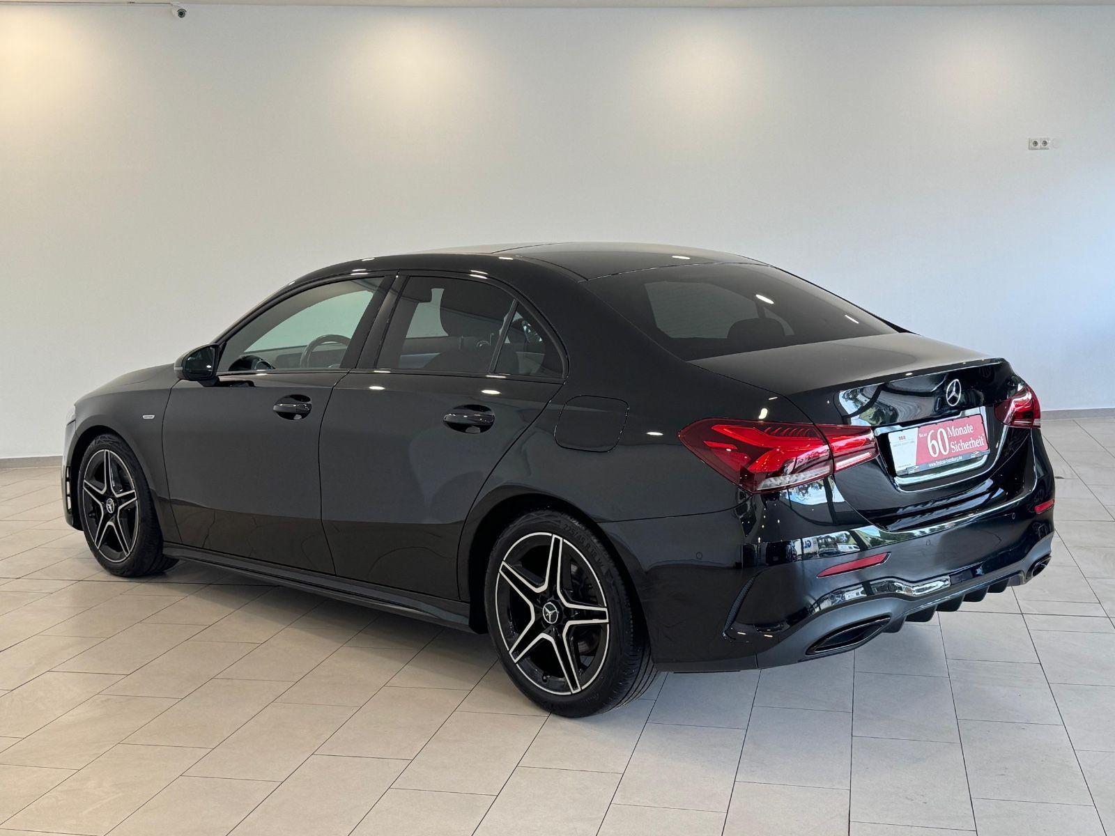 Mercedes-Benz A-Class Lim. Edition AMG-Line PANO KAMERA AMBIENTE, миниатюра 3