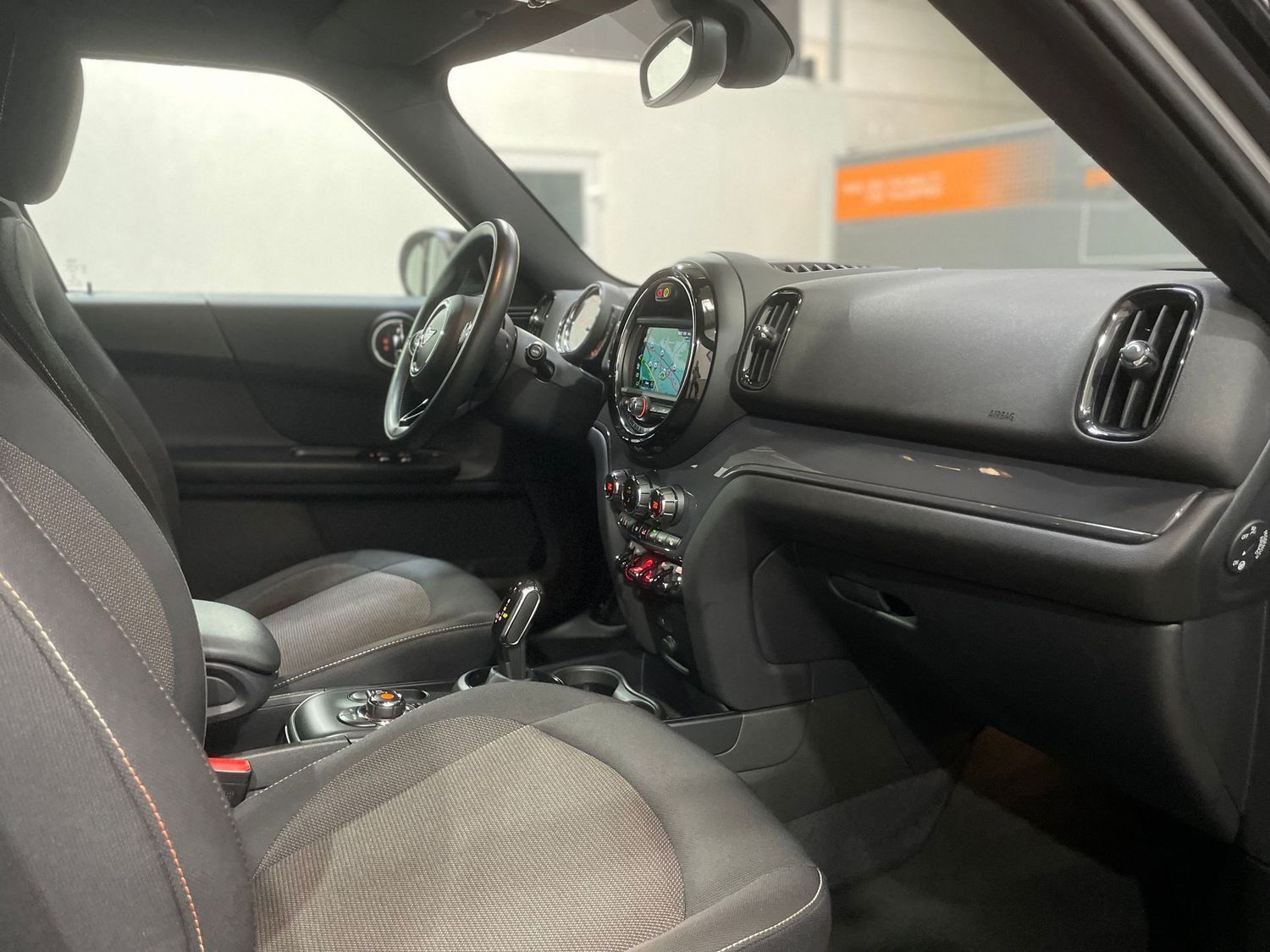 Fahrzeugabbildung MINI Cooper Countryman Cooper#LED#Keyless#Tempomat#PD