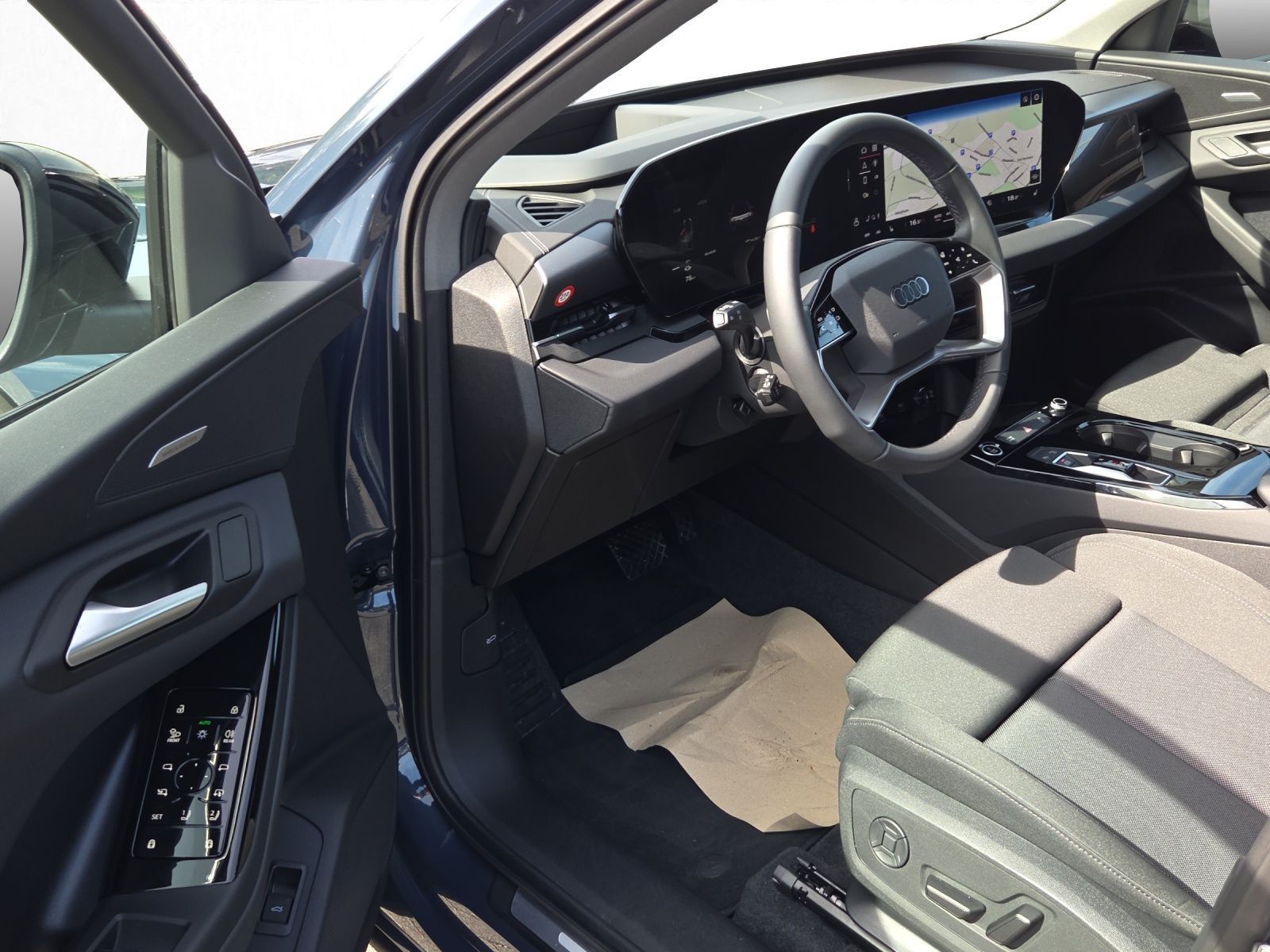Audi Q6 Sportback e-tron qu S line Air Pano B&O AR-HU foto 15