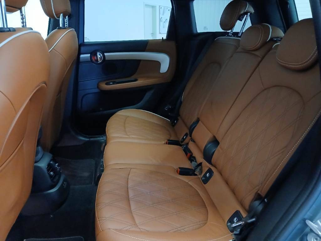 Fahrzeugabbildung MINI Countryman Cooper MINI Yours Trim Premium Plus