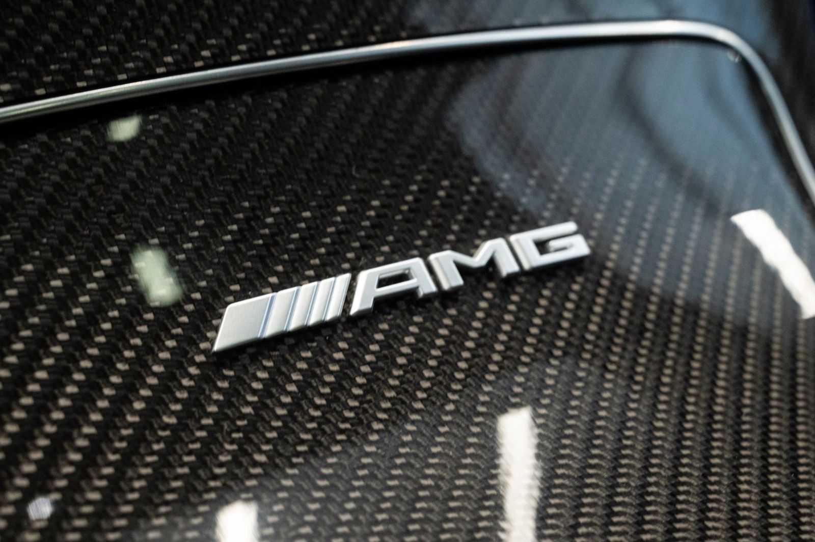 Daumennagel 41 - Mercedes-Benz GLC 63S AMG 4Matic|CARBON|PANO|HEAD-UP|VOLL