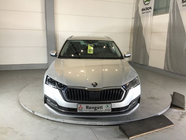 Fahrzeugabbildung Skoda Octavia Style 2.0 TDI Combi DSG/ACC/Navi/4xSHZ