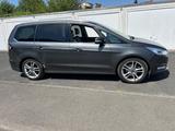 Ford Galaxy 2,0 TDCi Bi-Turbo 154kW DPF Titanium ... - Ford Galaxy mit Schiebetür