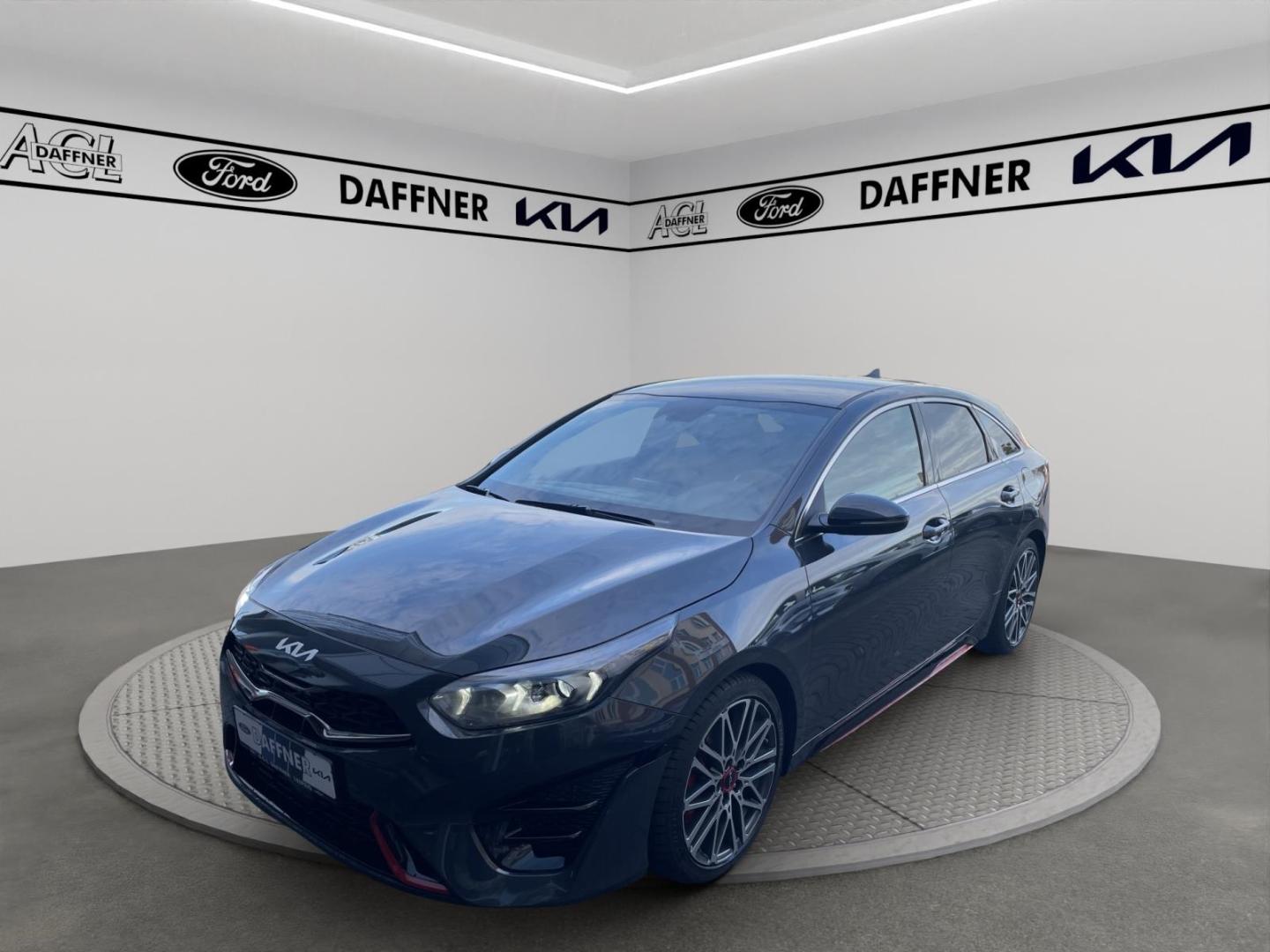 Kia ProCeed GT LED totWinkASS Kamera Bastuck Anlage