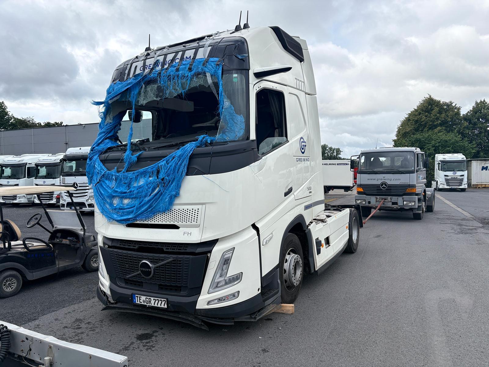 Volvo FH 500 4x2, Globetrotter XL Aero, UNFALL