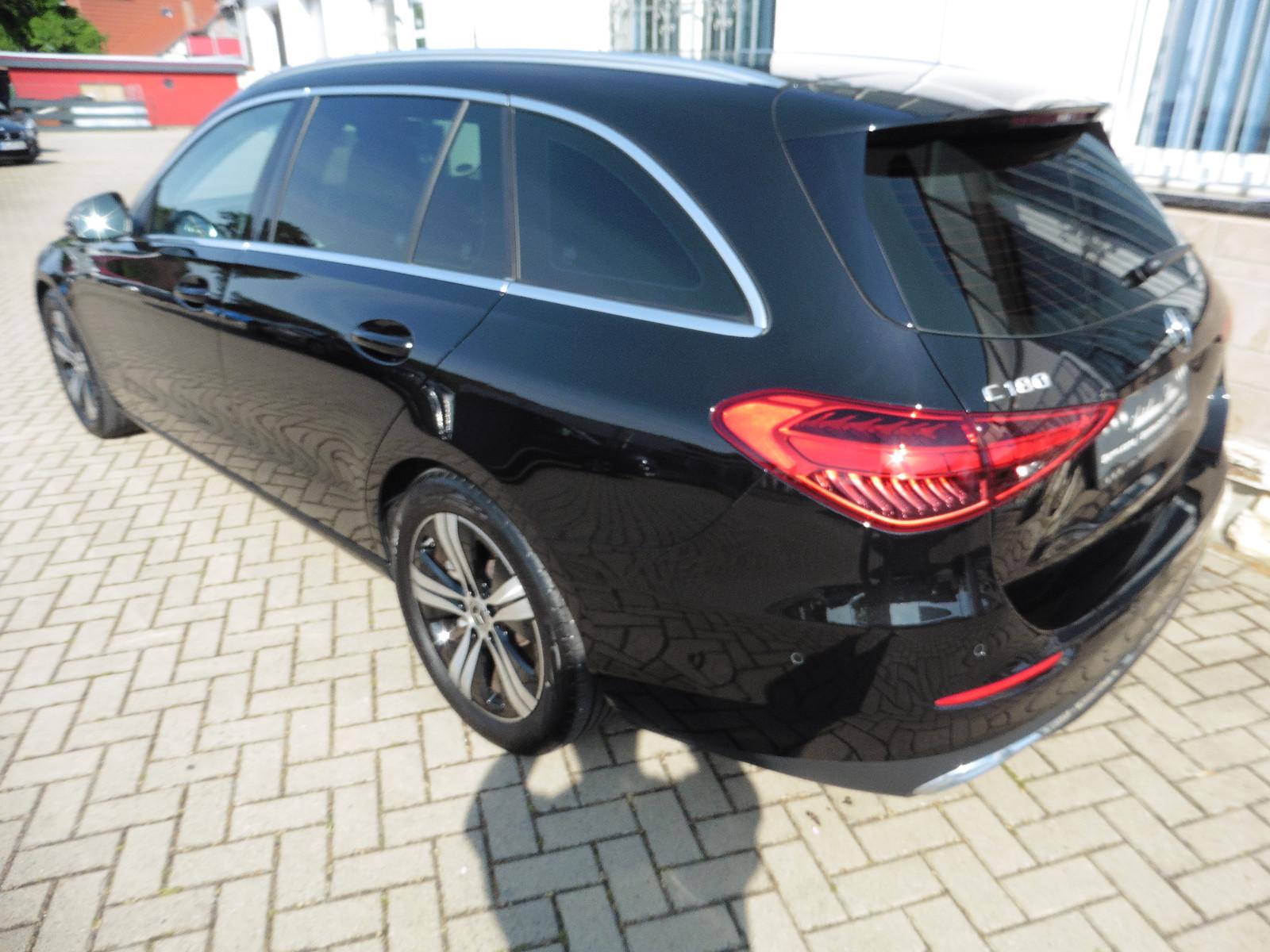 Mercedes-Benz C 180  T Avantgarde*LED*NAVI*KAMERA*PDC*Ambiente