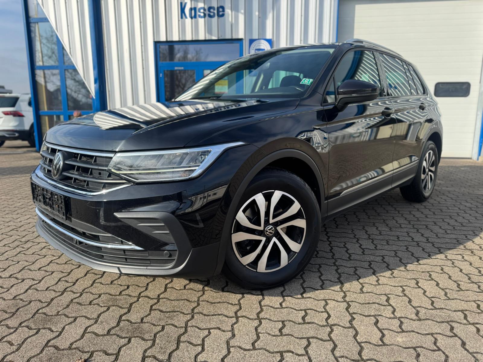 Volkswagen TIGUAN | AUT | NAVI | AHK | LED | KLIMA | ACC |