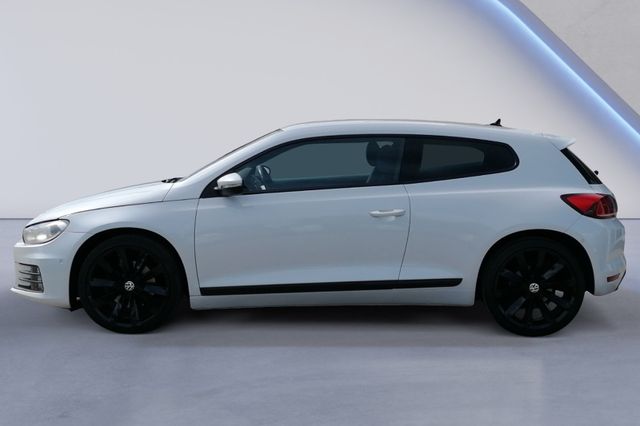 Scirocco 2.0 TSI Sport Xenon+DYNAUDIO+PARKLENK+