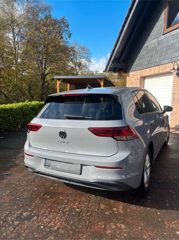 Image of Volkswagen Golf