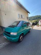 Volkswagen T4 Caravelle 2.0 Standard - Volkswagen T4 Caravelle: Grün