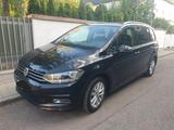 Volkswagen Touran, 150PS, AHK, 7Sitze...sehr viele Extras