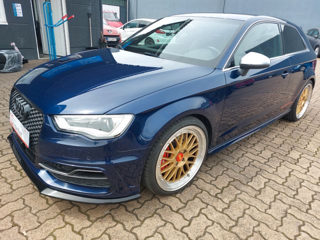 Audi S3 2.0 TFSI quattro RS Sitze Navi Kamera DAB