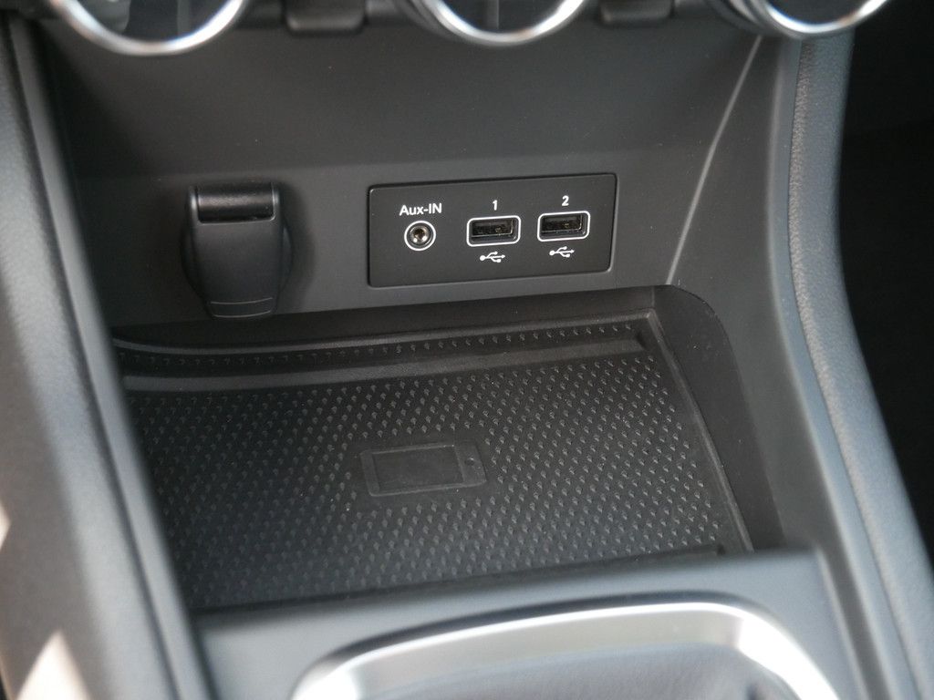 Fahrzeugabbildung Renault Captur Intens TCe 90 GPF KEYLESS PDC NAVI LED
