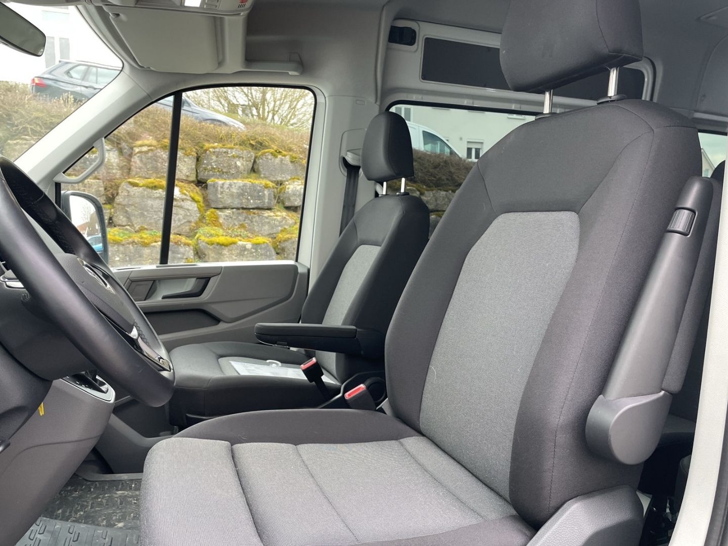 Crafter 35 2.0 TDI DSG 9-Sitzer/Kamera/Standhzg/