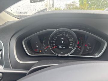 Volvo V40 - 8