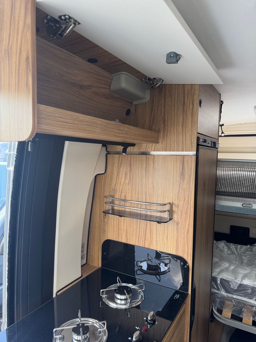 Fahrzeugabbildung Karmann Dexter 581 140 PS und Concept Paket