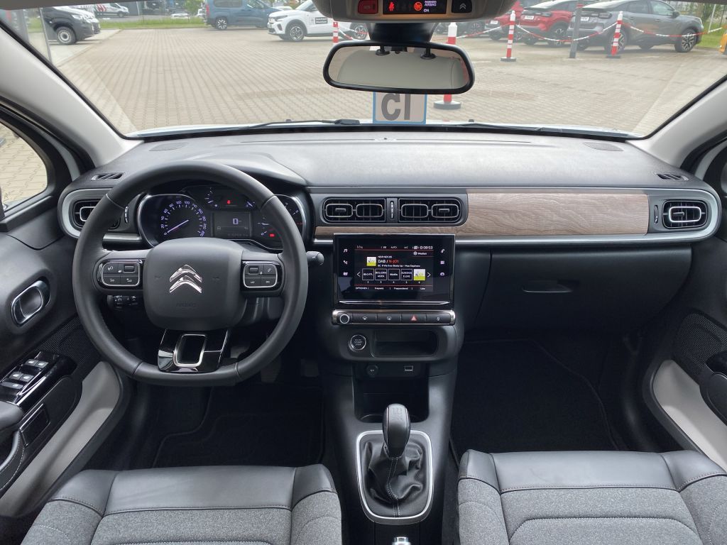Fahrzeugabbildung Citroën C3 PT 83 S&S MAX *Sitzh*Navi*Cam*Carplay*Touch*