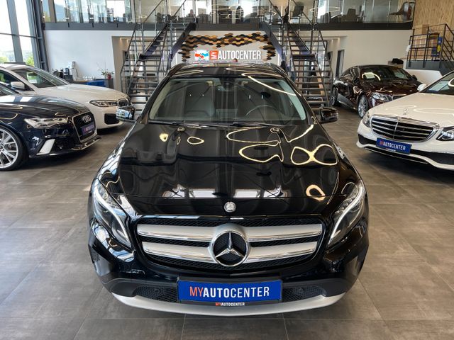 Mercedes-Benz GLA 200 7G-DCT Style *NAVI*XENON*SHZ*TEMPOMAT*