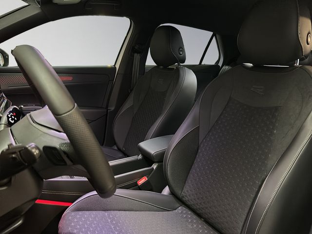 T-Roc R-Line 1.5 l eTSI DSG