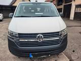 Volkswagen T6.1 Transporter Kombi 9-Sitzer - VW T6 Transporter von privat