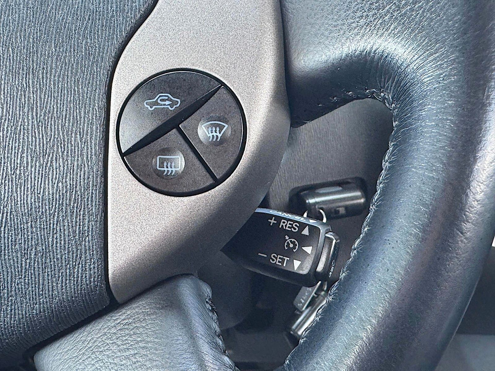 Fahrzeugabbildung Toyota Prius Sol Hybrid *1.Hand*Top Zustand*Scheckheft*