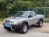 Nissan Navara NP300 Pick-up Double Cab 4X4 - gebrauchte Nissan Navara aus dem Jahr 2002