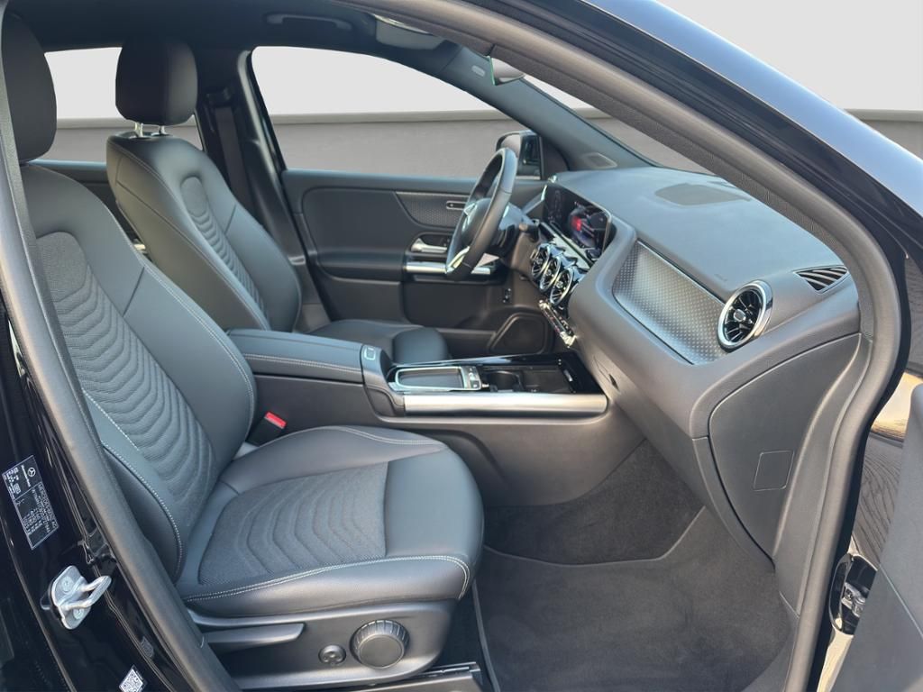 Fahrzeugabbildung Mercedes-Benz GLA 200 d LED*DISTRONIC*SpurH*elHeck*AHK*RFK*PDC