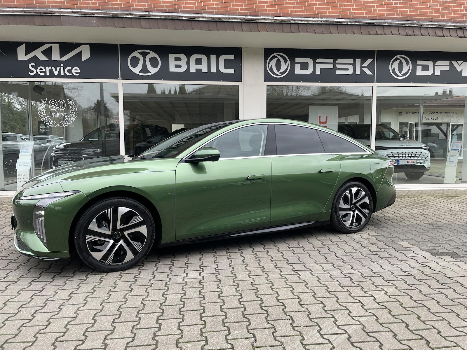 DFSK Forthing 7 REEV Plug-In-Hybrid-Panoramadach-