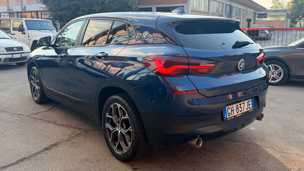 BMW Bmw X2 sDrive18d Sport-X imagem 2
