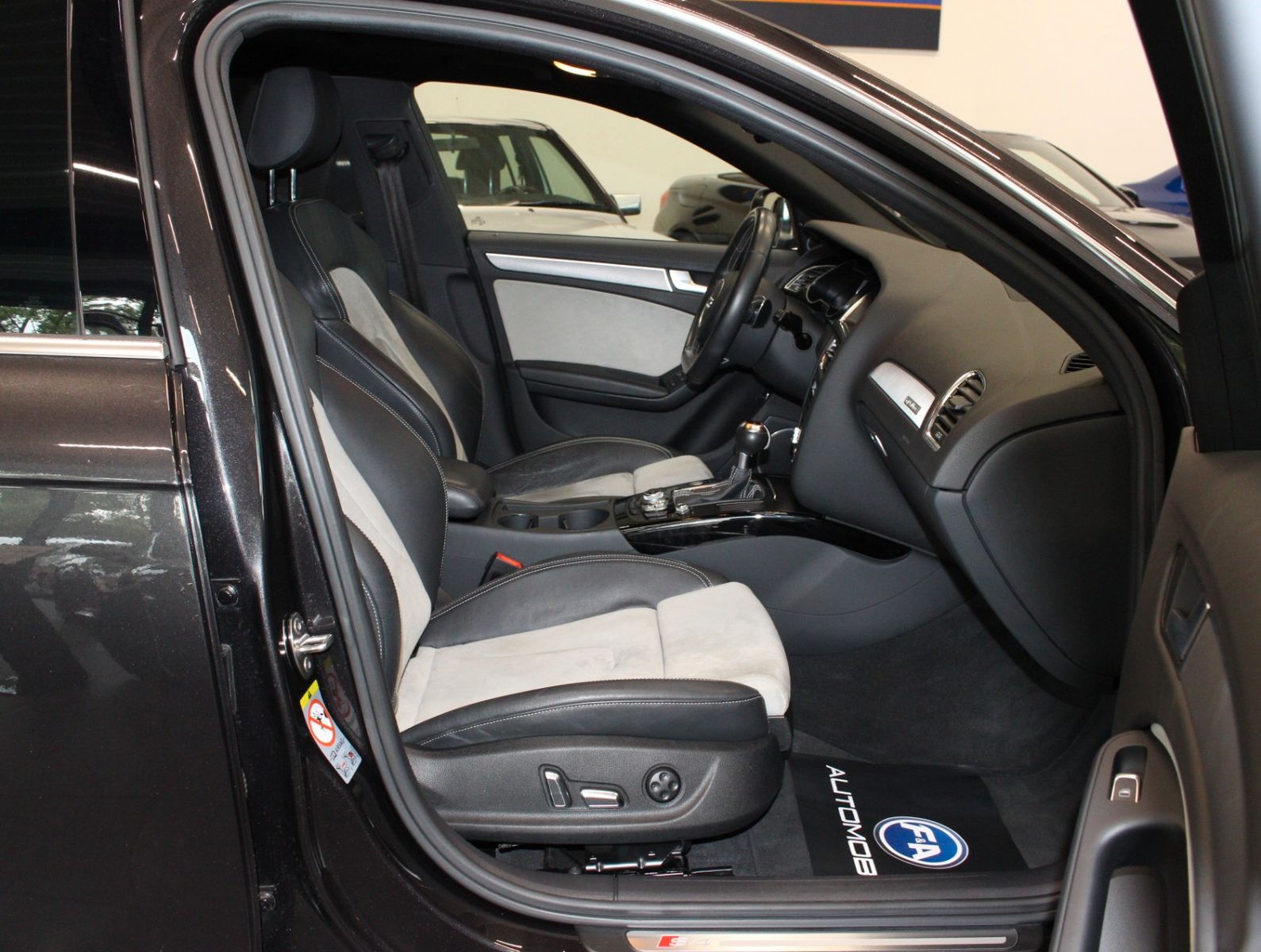 Fahrzeugabbildung Audi S4 3.0 TFSI Quattro ABT+Standhzg+Kamera+B&O