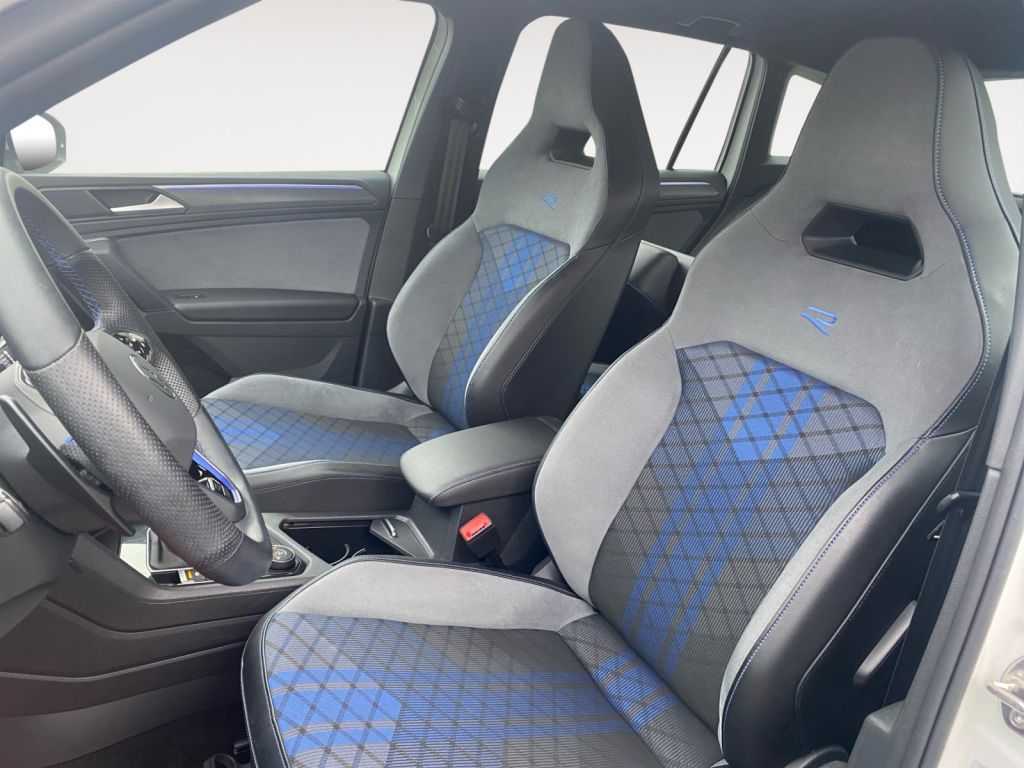 Fahrzeugabbildung Volkswagen Tiguan 2.0 TSI 4Motion DSG R AHZV DCC
