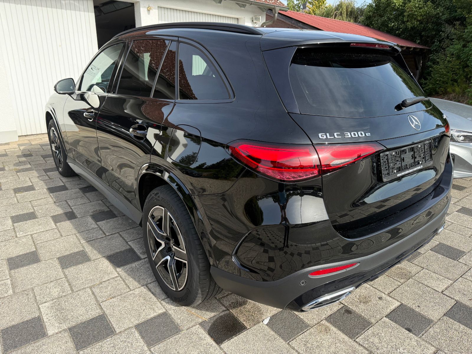 Mercedes-Benz GLC 300 e 4MATIC Autom. AMG AHK LED foto 3