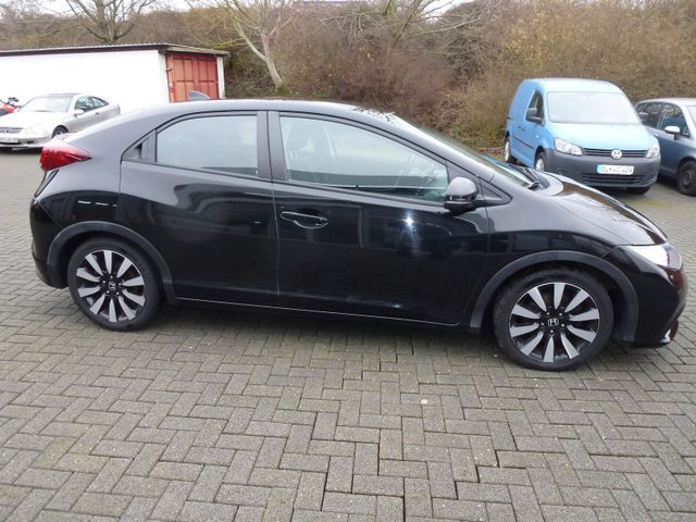 Honda Civic 1,8 i-VTEC Sport Kamera Winterpaket