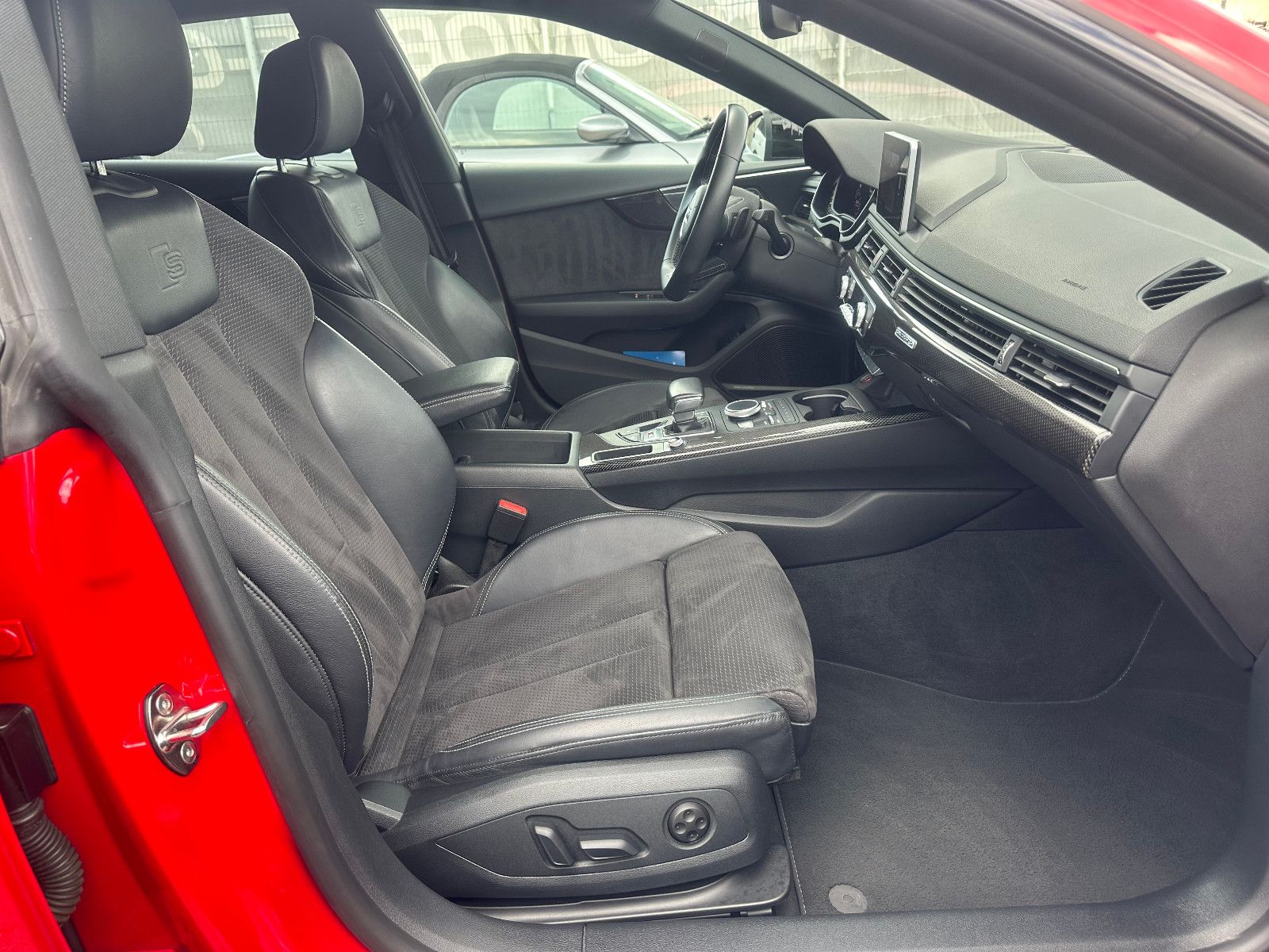 Fahrzeugabbildung Audi S5 SPORTBACK 3.0 TFSI QUATTRO*VIR+MATRIX+M.2018*