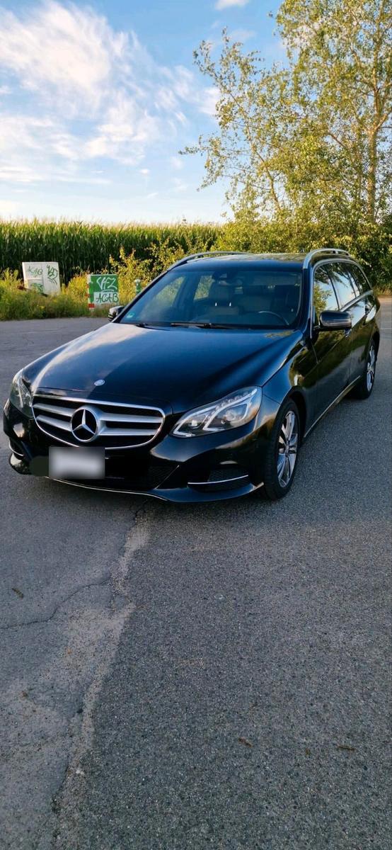 Mercedes-Benz E 220