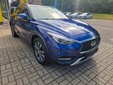 Infiniti QX30 AHK,PANO,ALU,STANDHZG - gebrauchte Infiniti SUV & Geländewagen