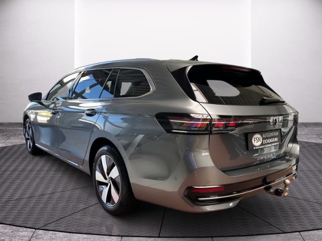Fahrzeugabbildung Volkswagen Passat Variant 2.0 TDI DSG ELEGANCE AHK IQ.DRIVE