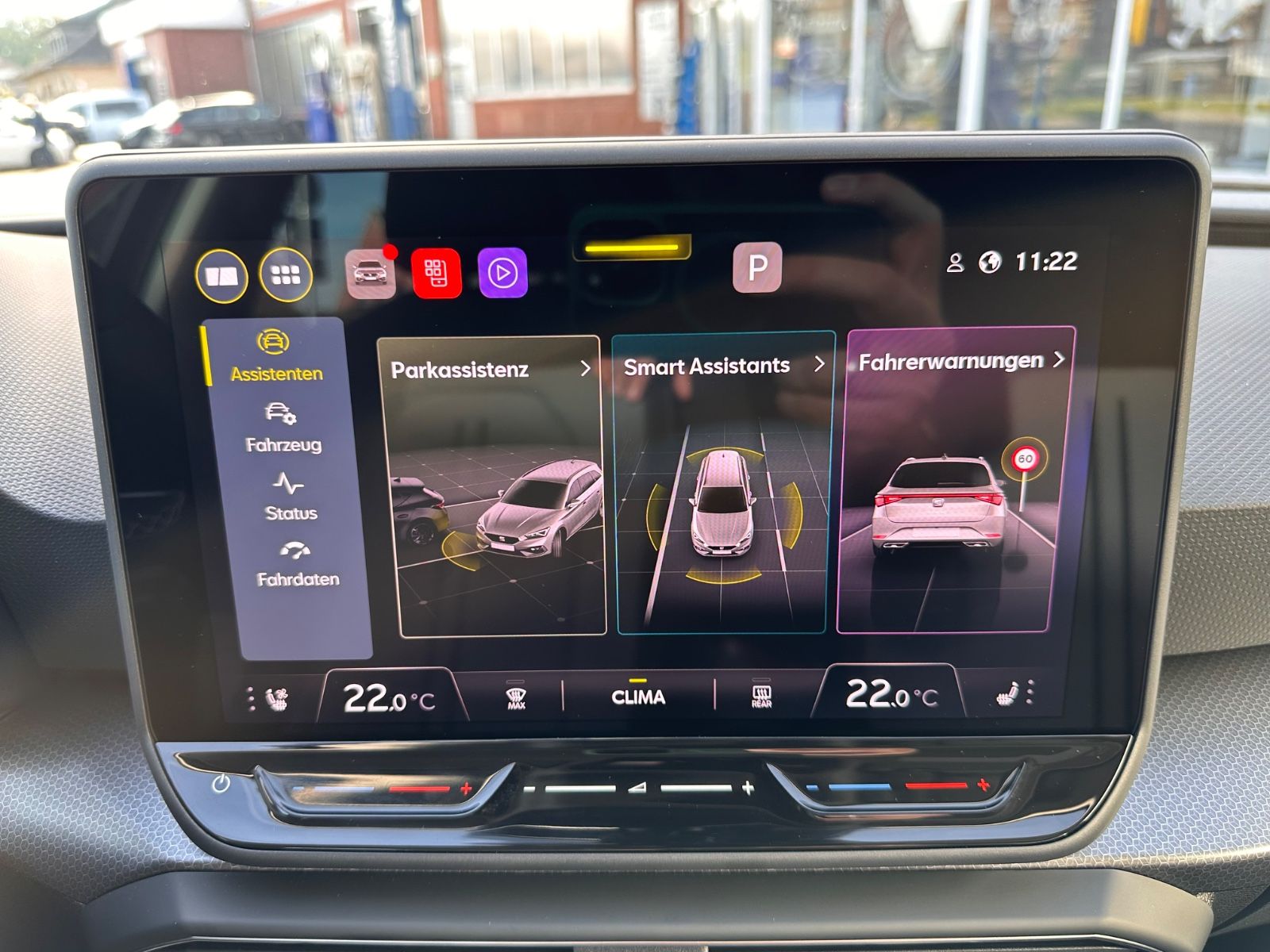 Fahrzeugabbildung SEAT Leon ST 2.0 TDI Style DSG AHK/ACC/APP/SHZ/RFK