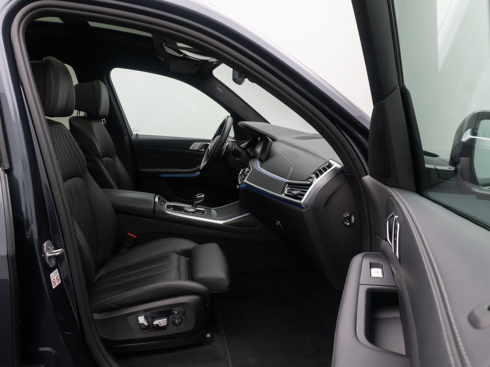 Fahrzeugabbildung BMW X7 xD40d MSport NightVis 360&deg;Laser SkyLounge 22"