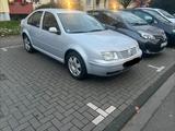 Volkswagen Bora Highline 1.6 SR  - Volkswagen Bora: Highline