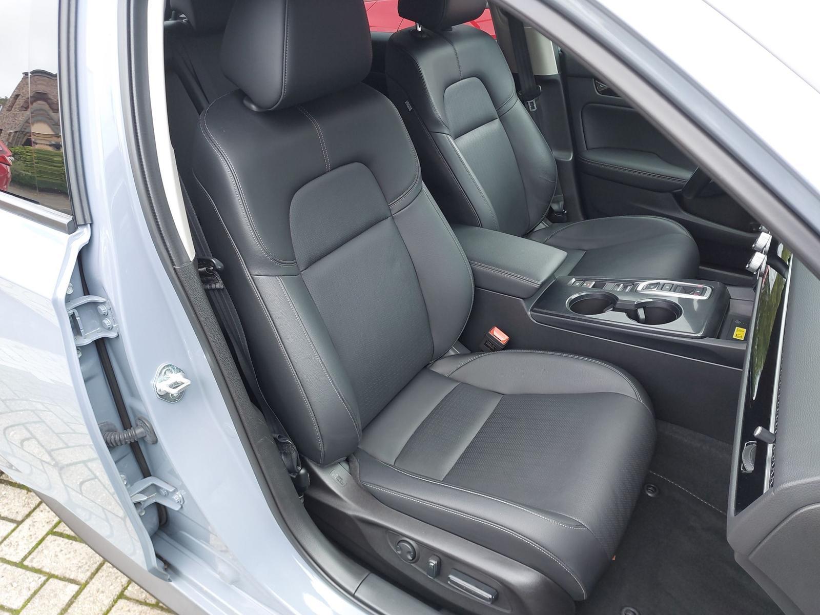 Honda Civic 2.0 e:HEV Advance*BOSE*LED*LEDER*