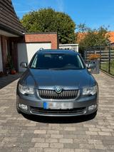 Skoda Superb 1.8 TSI DSG - Skoda Superb aus 2010: Kombi