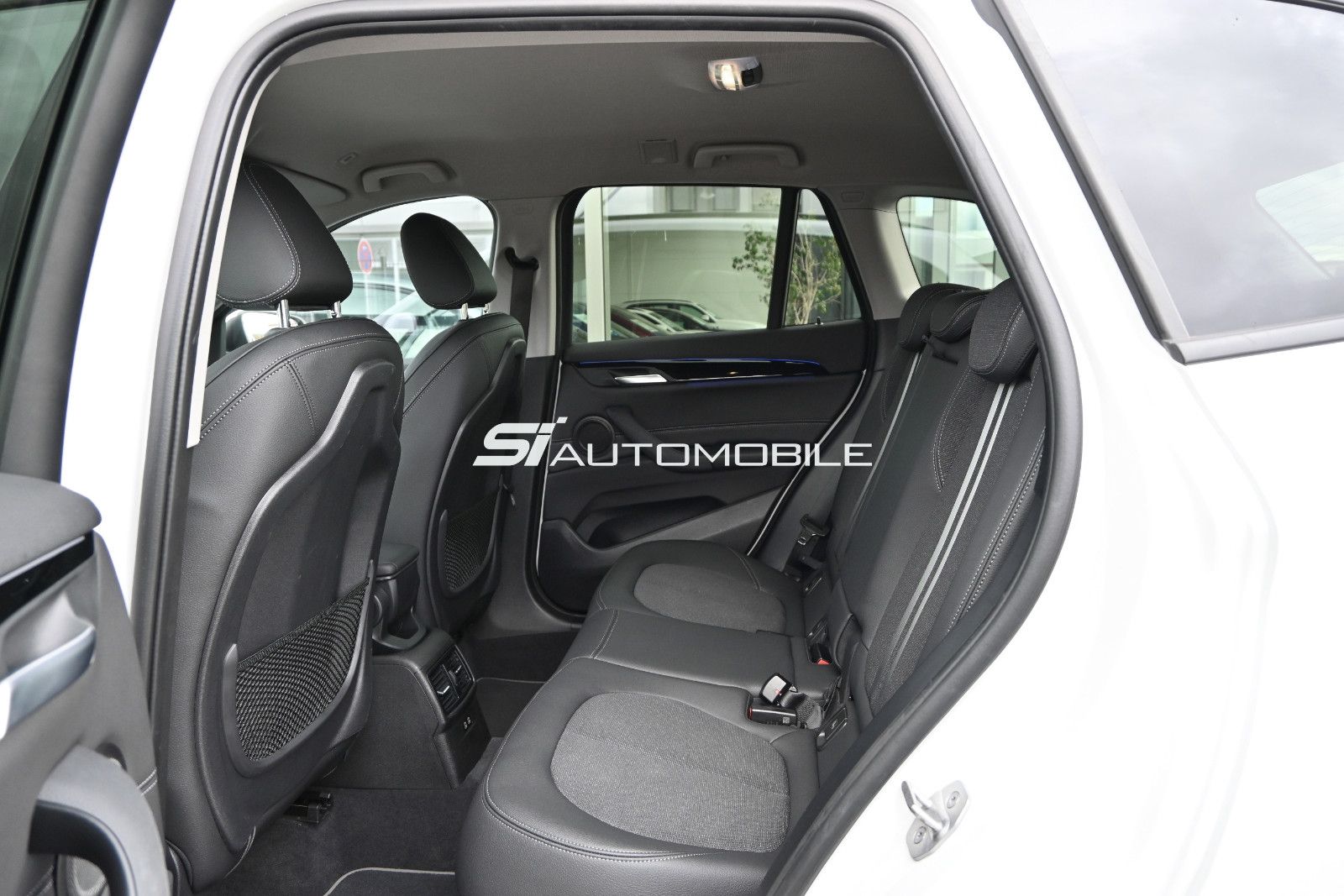 Fahrzeugabbildung BMW X1 xDr. 20d Sport Line °ACC°AHK°HEAD-UP°KAMERA°