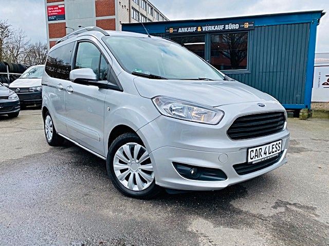 Ford Tourneo Courier 1.0 EcoBoost 74kW Titanium