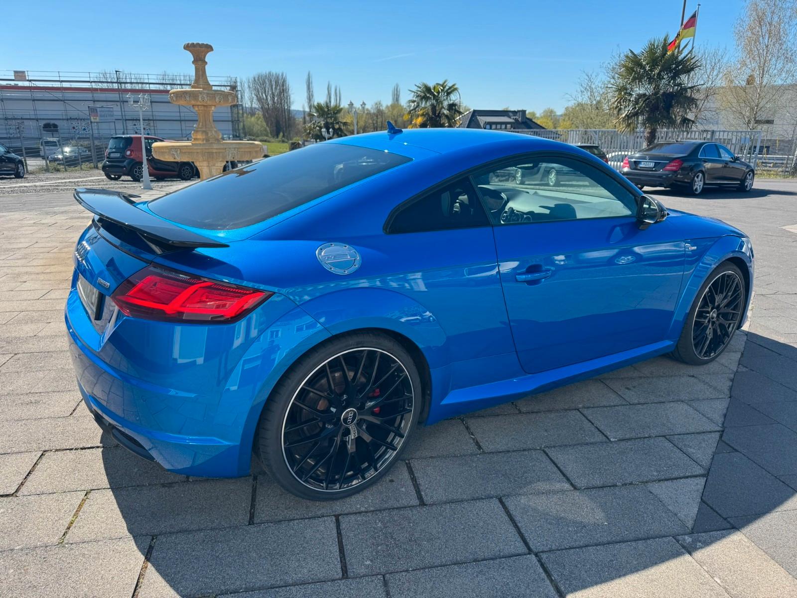 Audi TT Coupe 2.0 TFSI quattro S line Competition